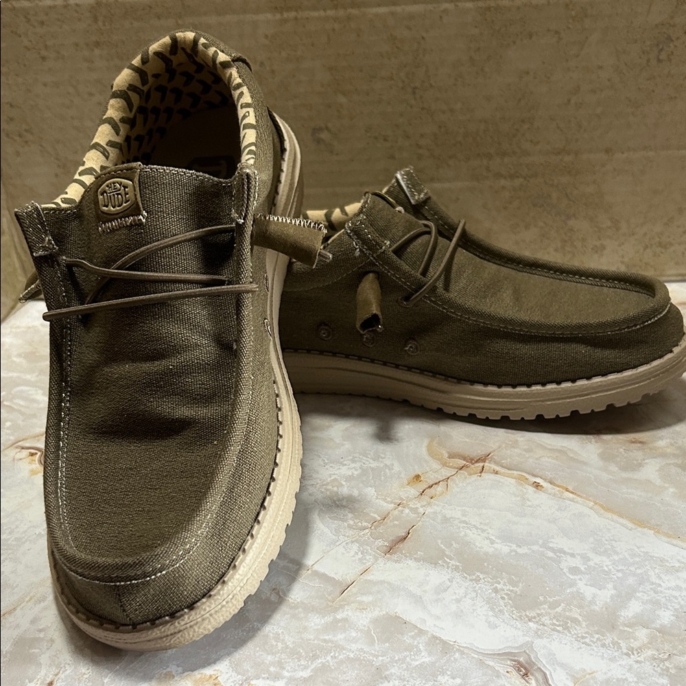 Hey Dude Men's Loafers - Khaki and Cream